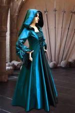 Ladies Deluxe Medieval Renaissance Costume Size 8 - 10 Image